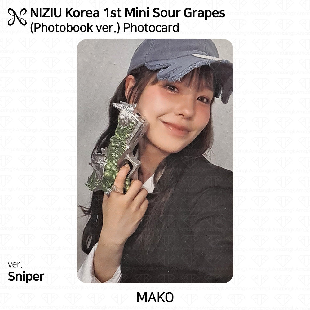 NiziU KR 1st Mini Album Sour Grapes アルバム封入トレカ/ポスター (Sniper / Sour Grapes ver.)